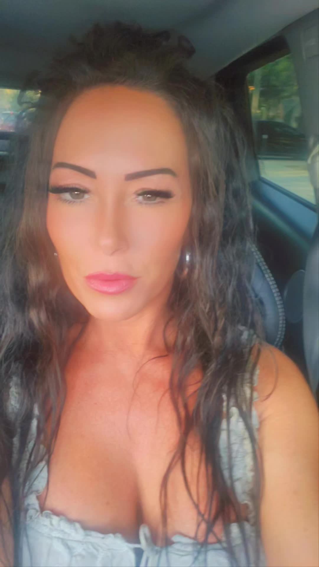 @jessica_84_plume