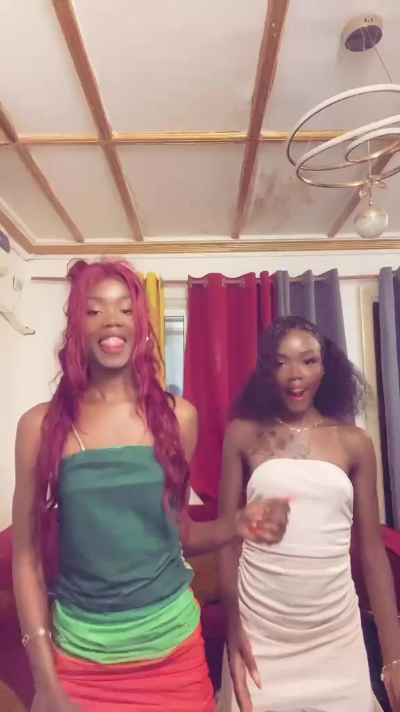 @Fadila🇨🇫