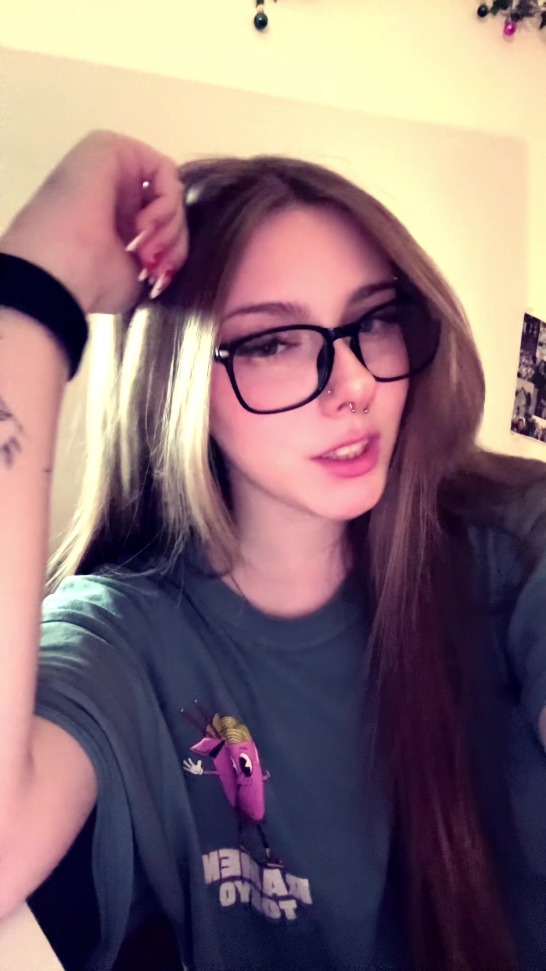 @hallucelination2
