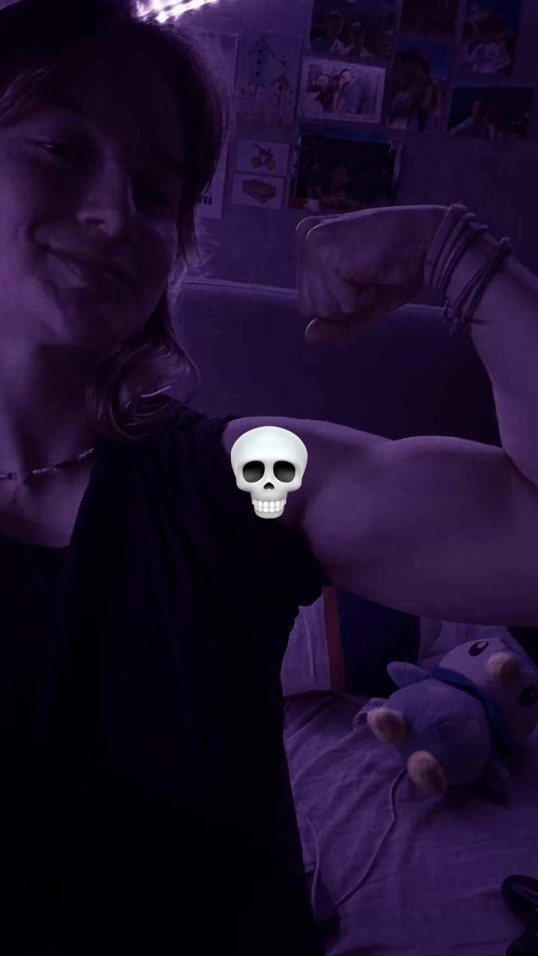 @LIS4 🎀