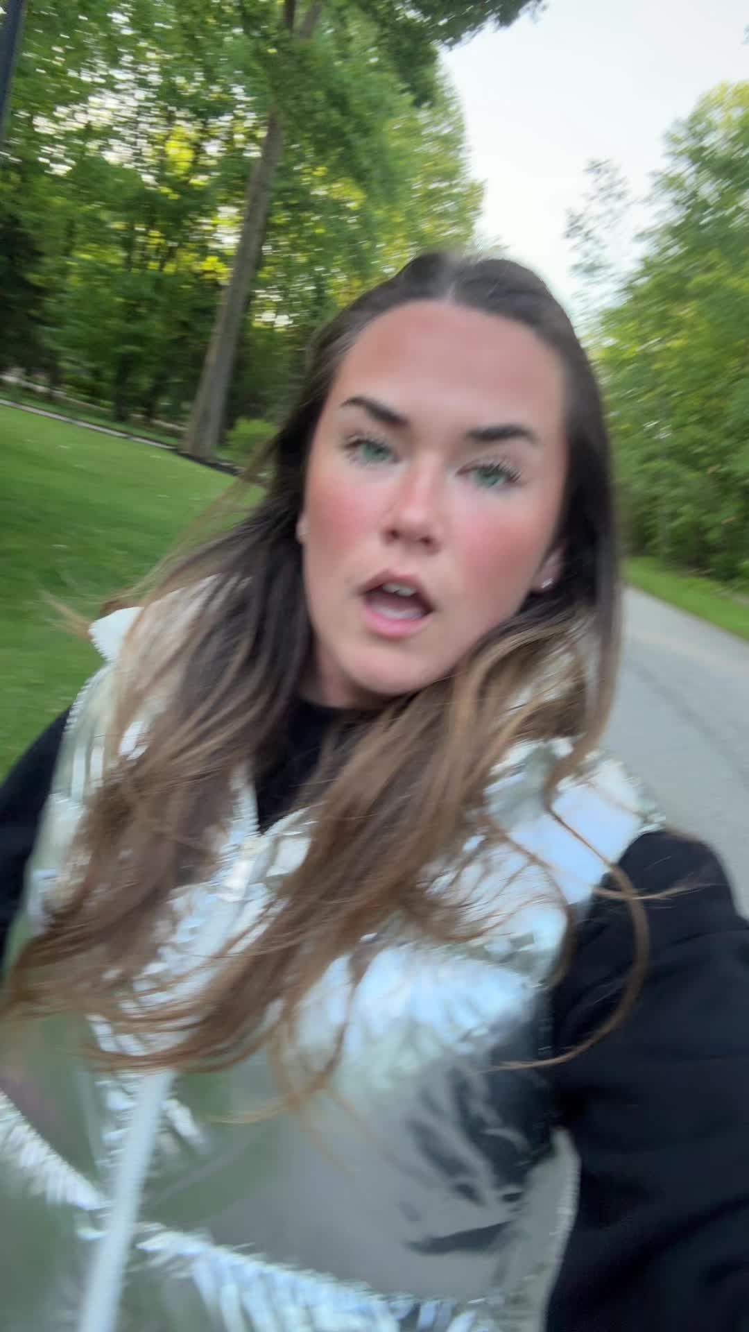 @chloehallllll