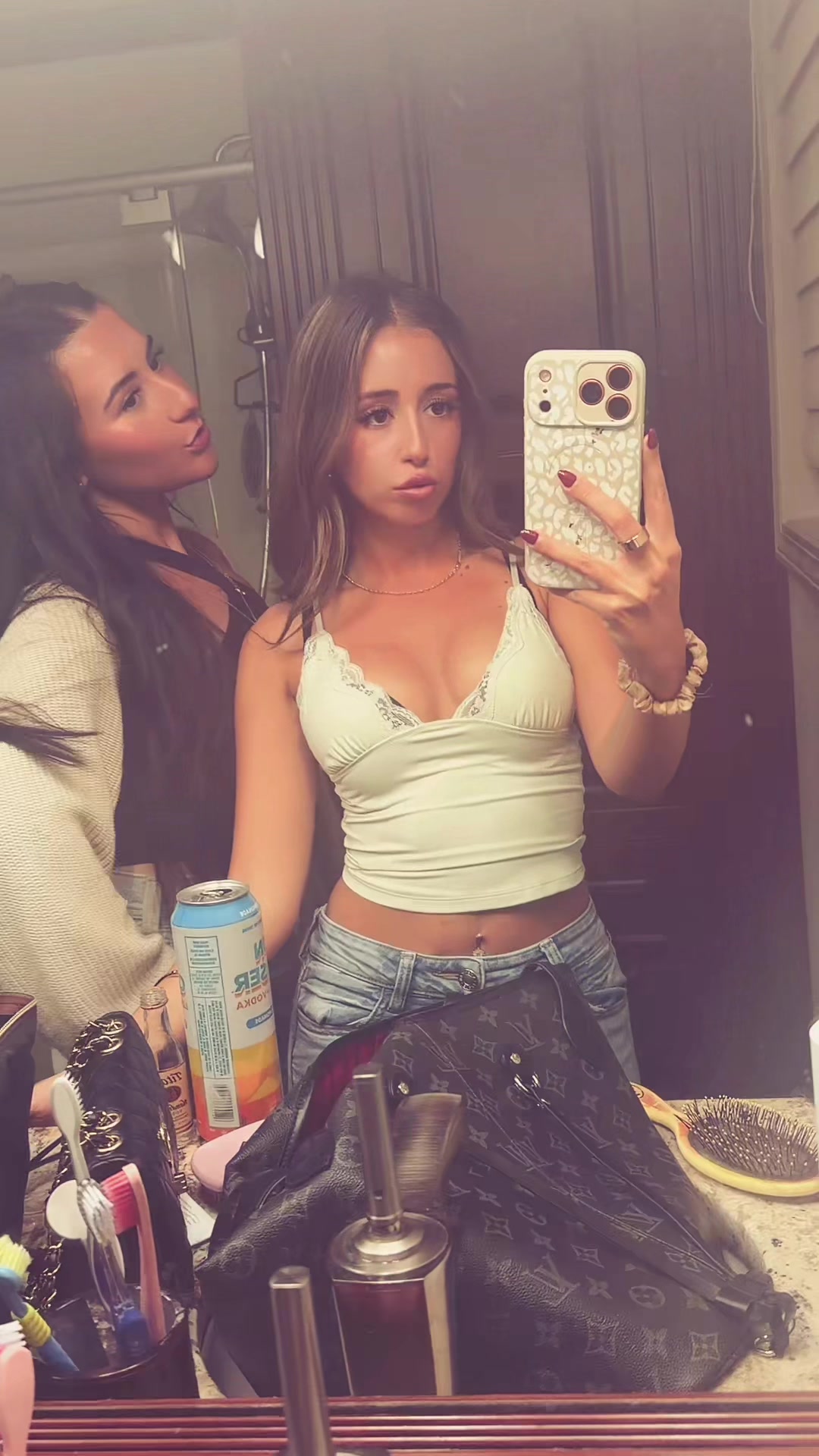@Sabrina