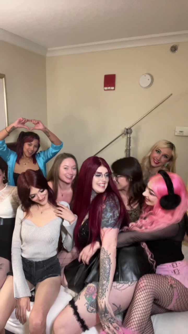 @Sapphireink2
