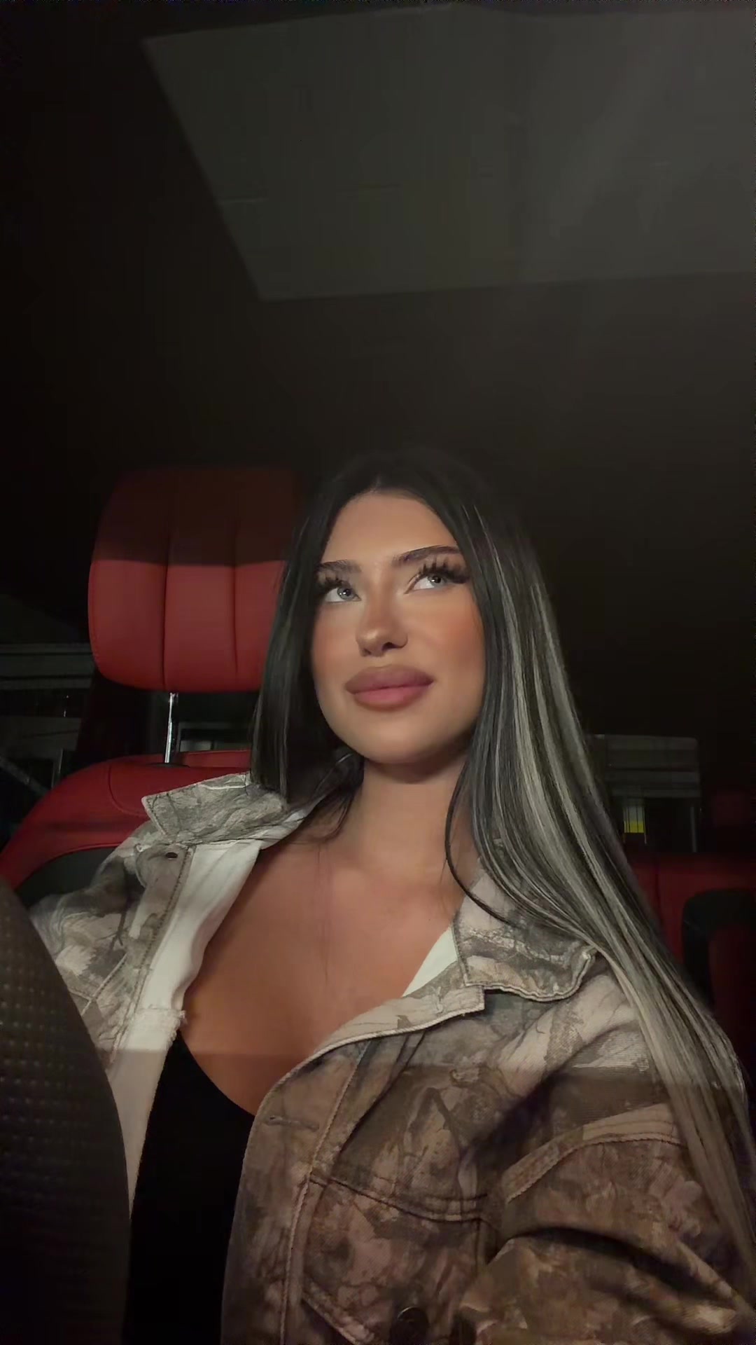 @Syndii69