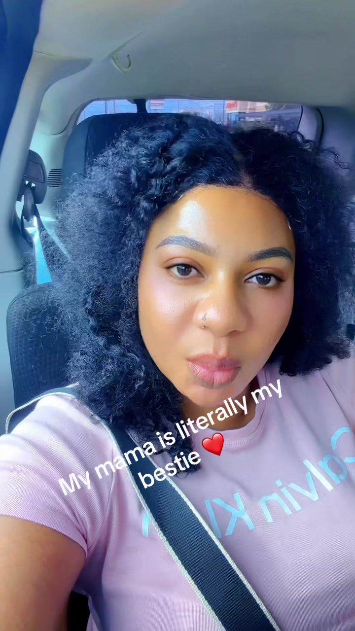 @LolaTokfinds