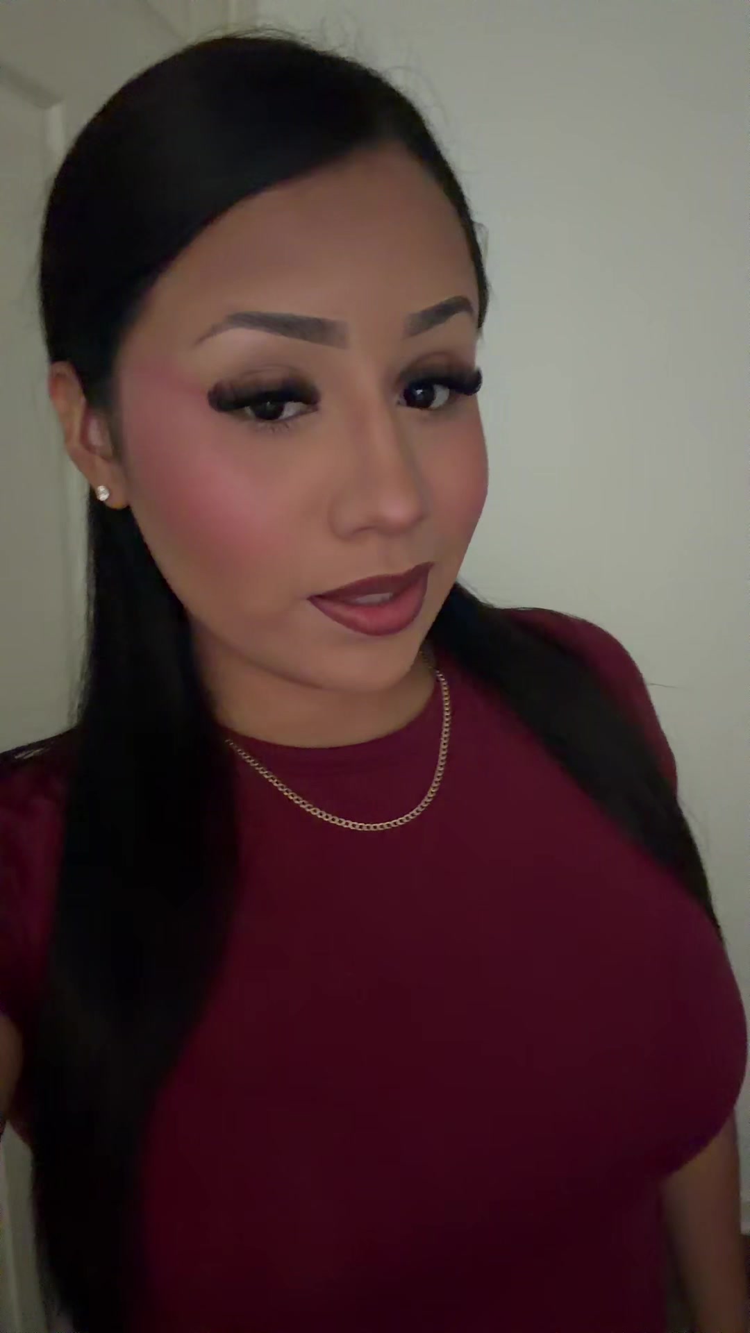 @Bella