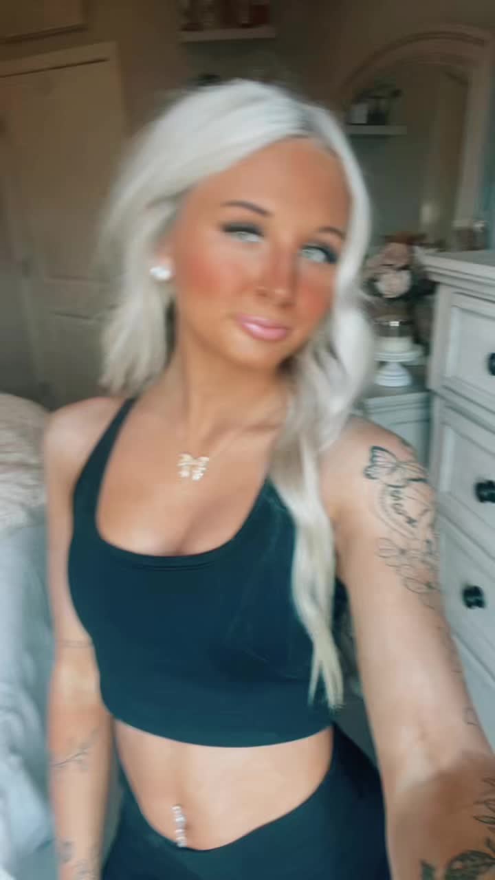 @𝓶𝓲𝓼𝓼 𝓴𝓴 💋💸