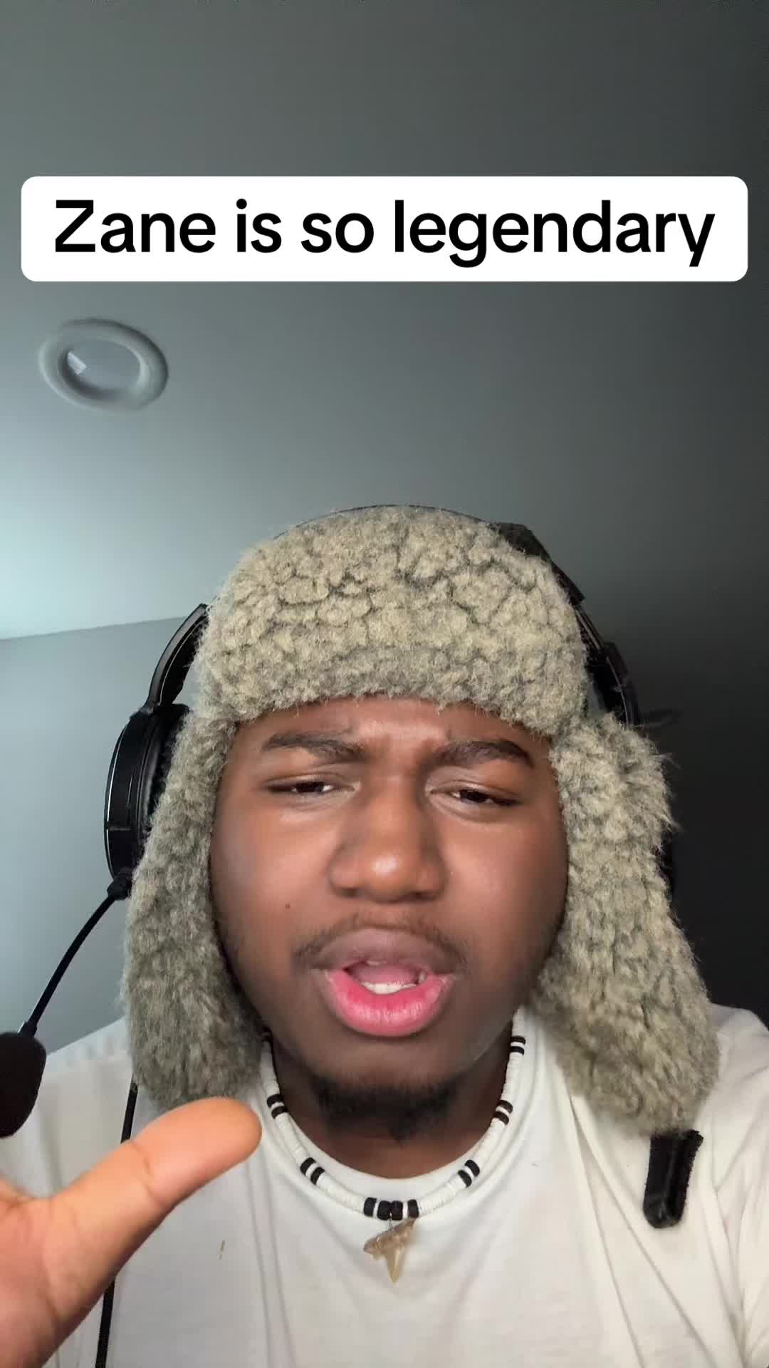 @Idek.J