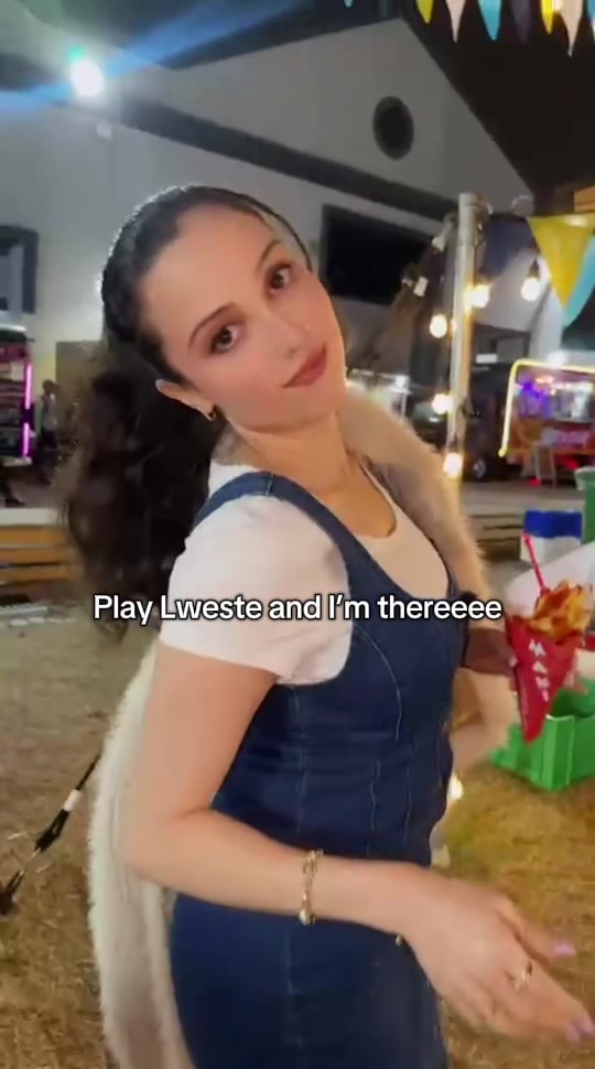 @Krsna Priya Dasa