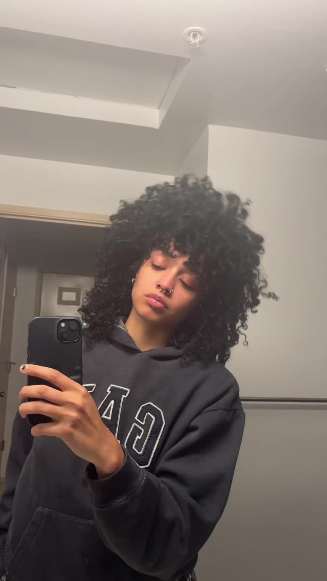 @tanayia
