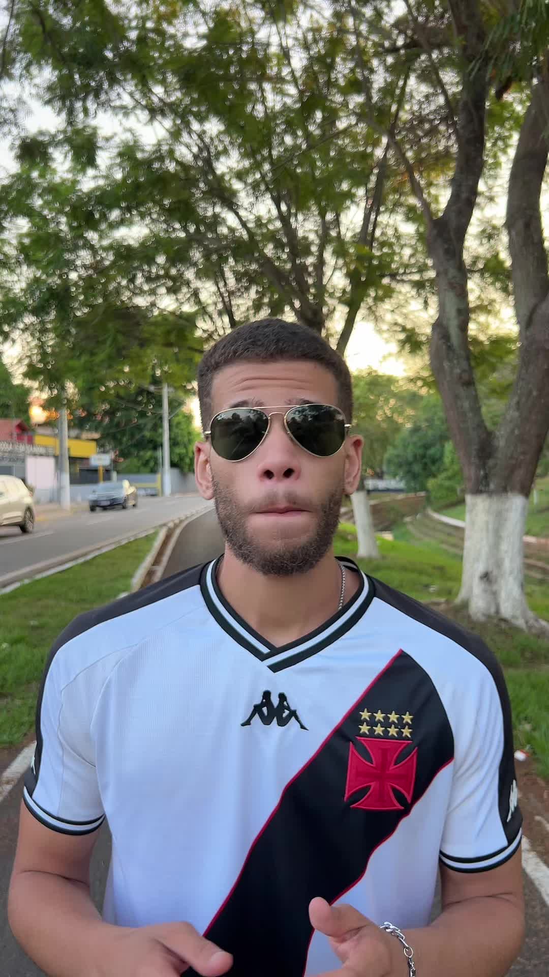 @Vitor Macario