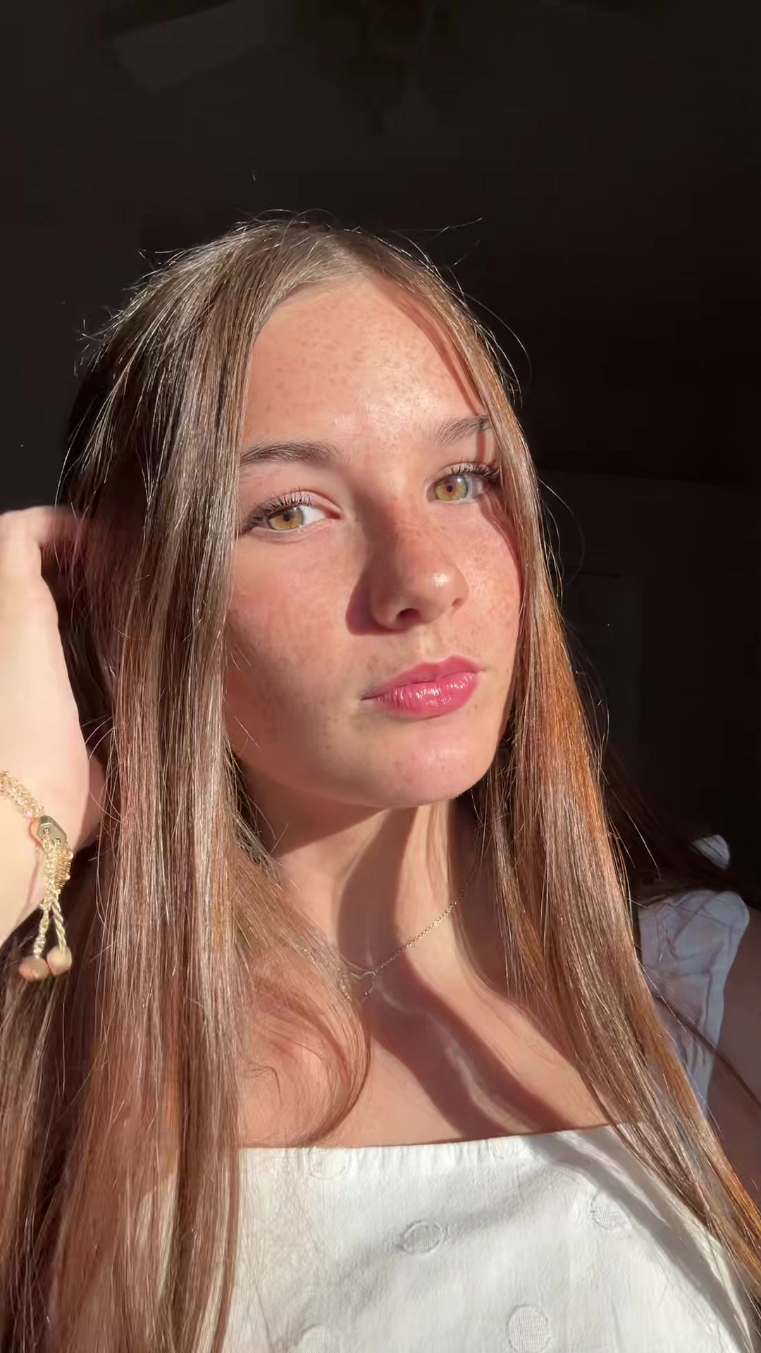 @💋.