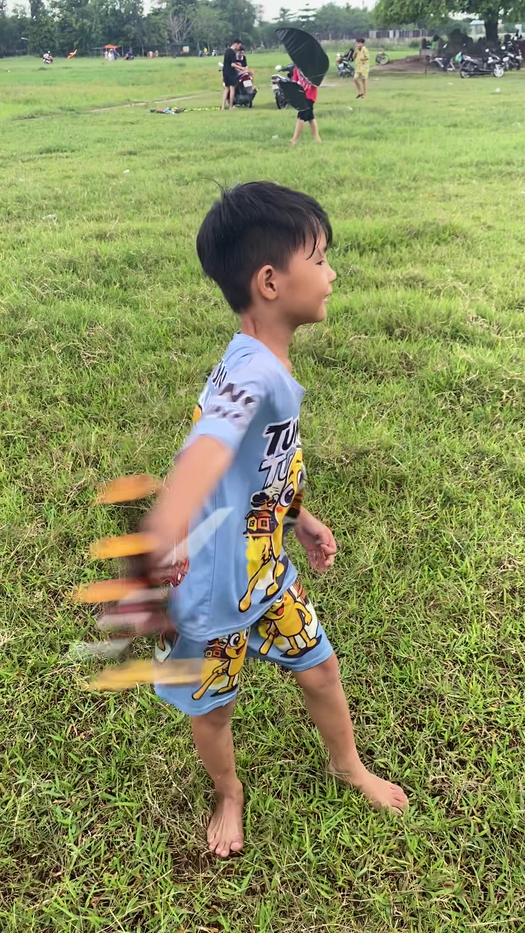 @Thả diều cùng Lợi