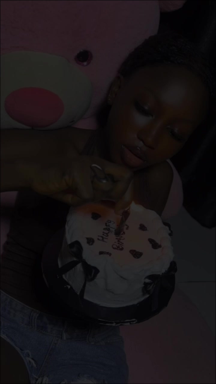 @Peacey🌹💜