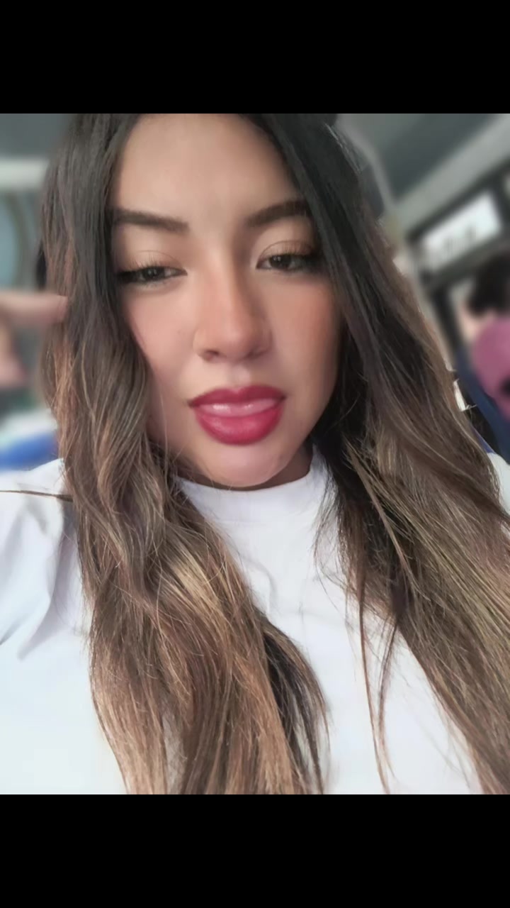 @Monse🦋