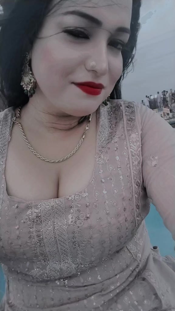 @❤️,,,,জবা রানী,,,,❤️
