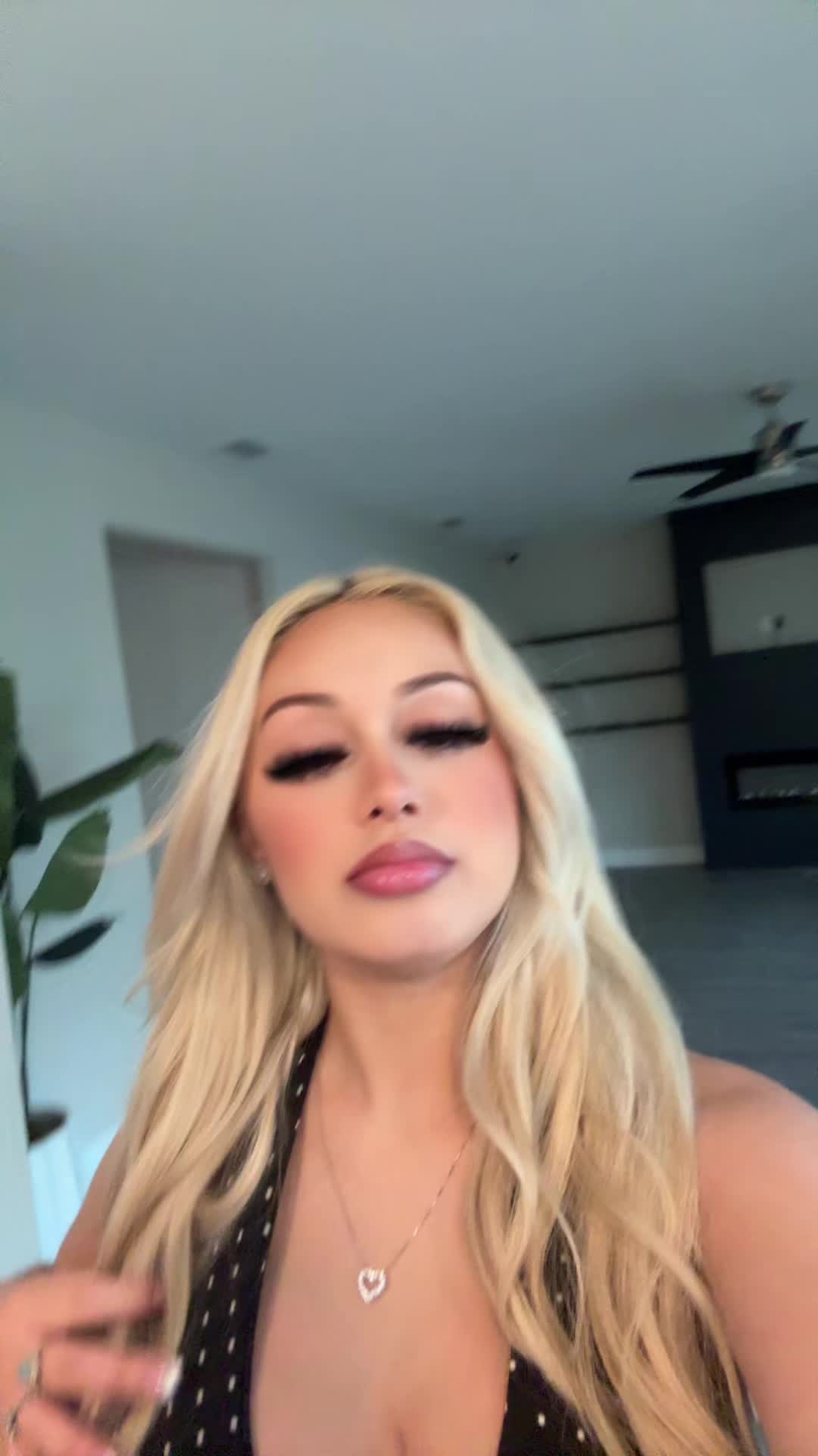 @Liliana