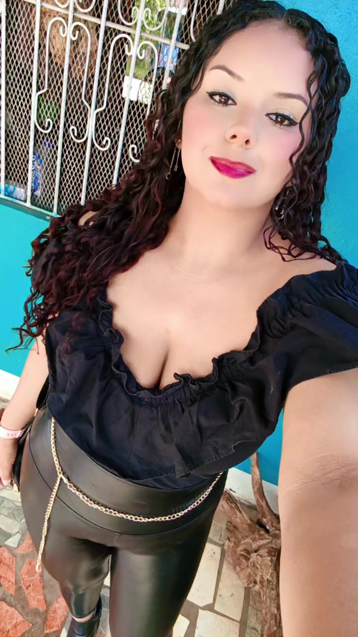 @Sophia🧚🏽♀️