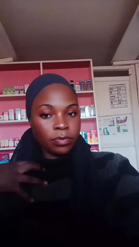 @violanash