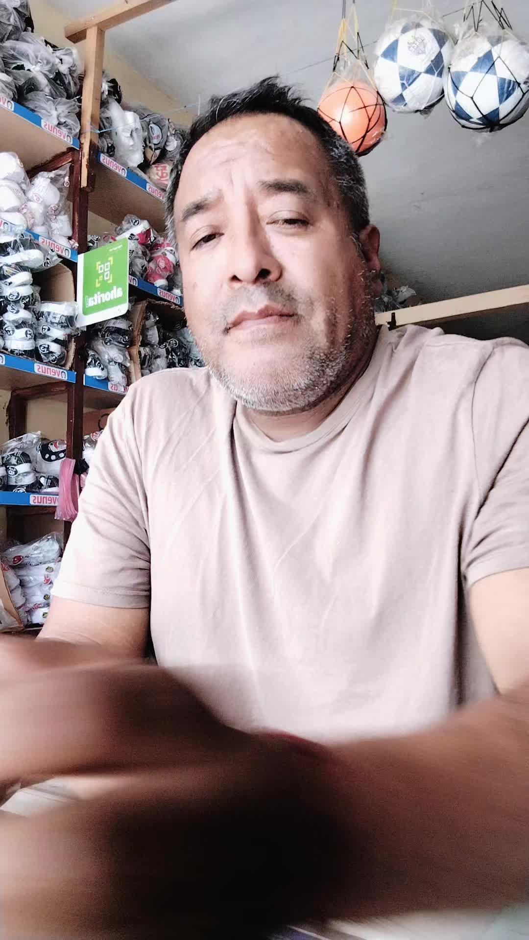 @José