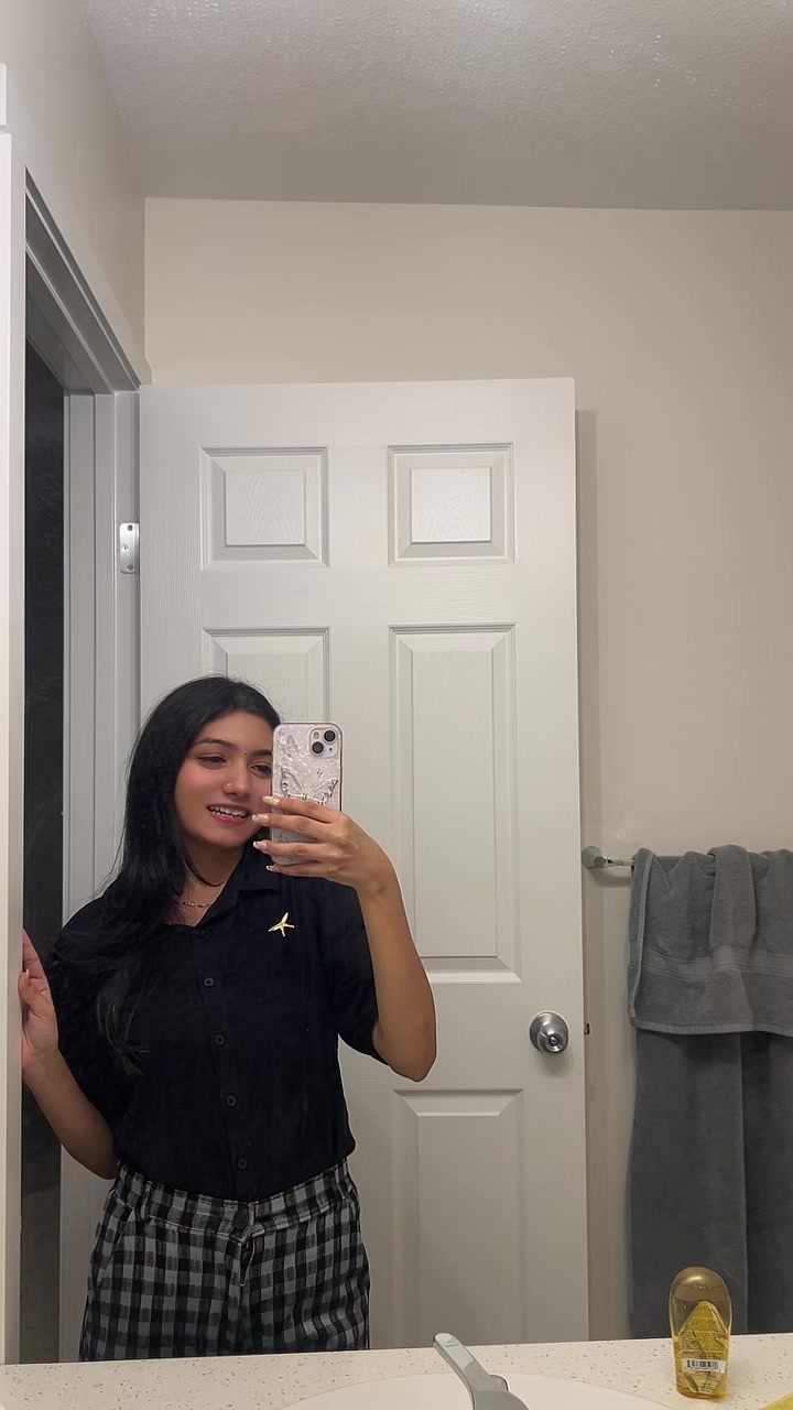 @Muskan 🇳🇵🇨🇦