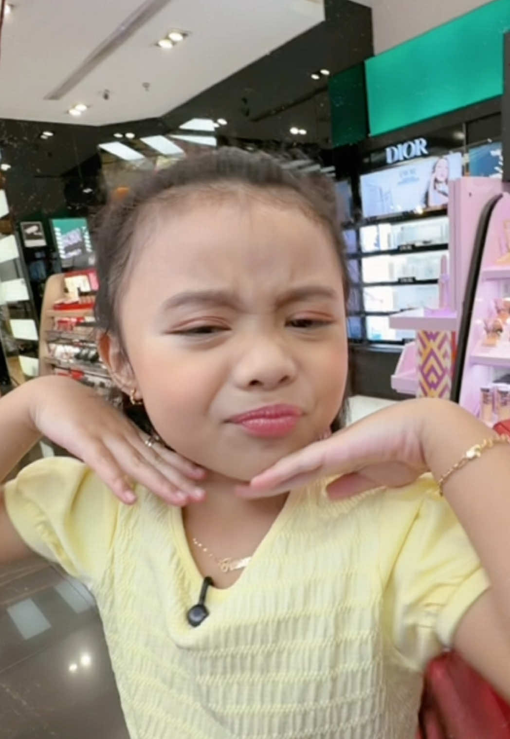 @Aurelie Hermansyah