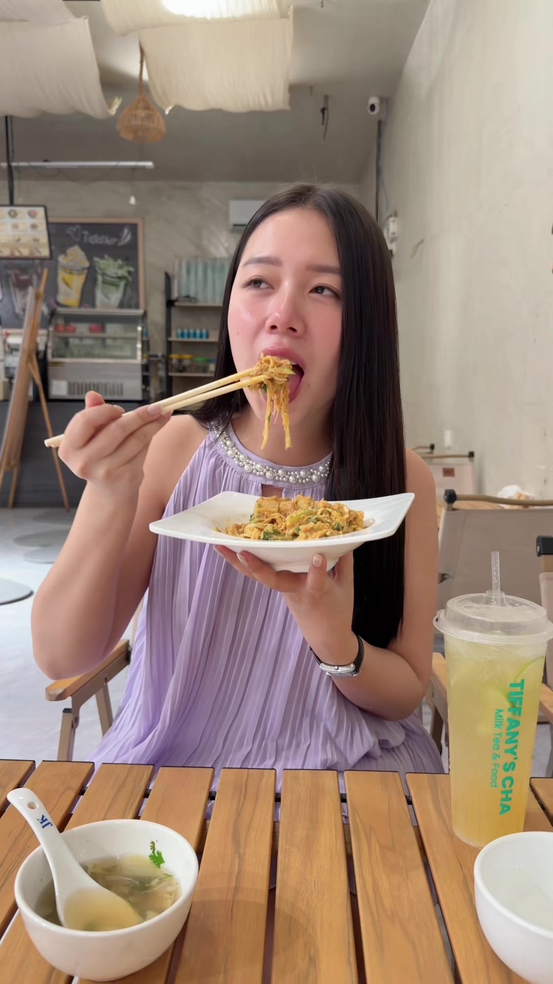 @Tiffany Htay