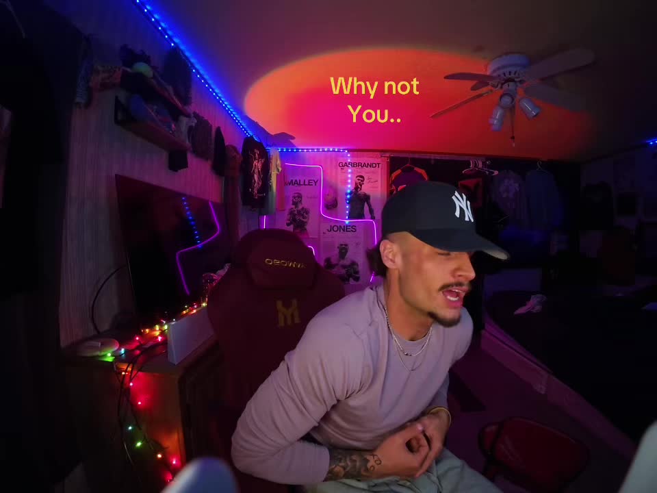 @Peyton