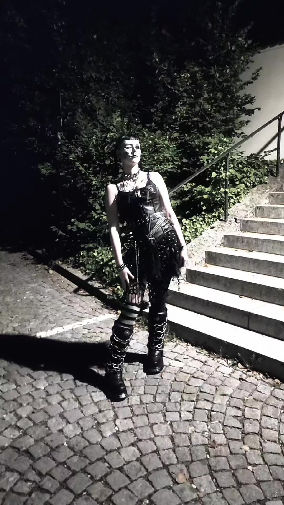 @🦇