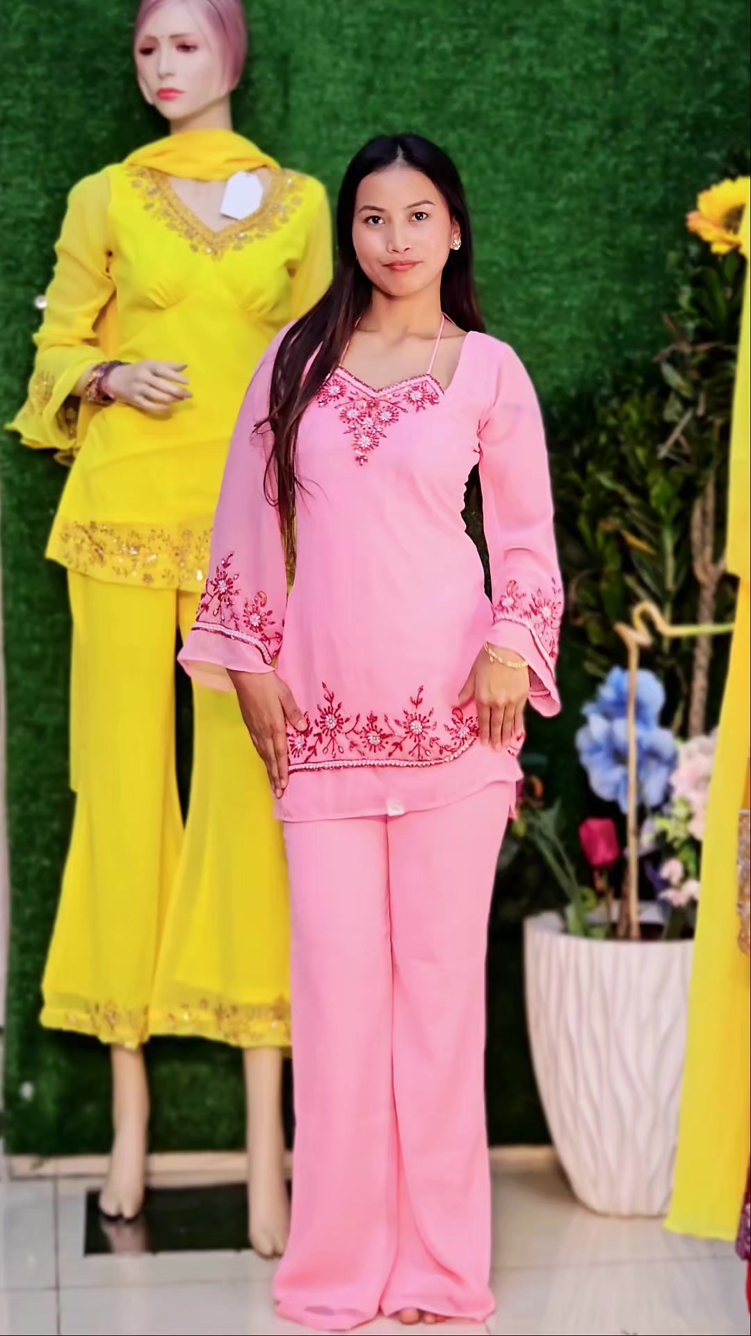 @Rekha Fashion