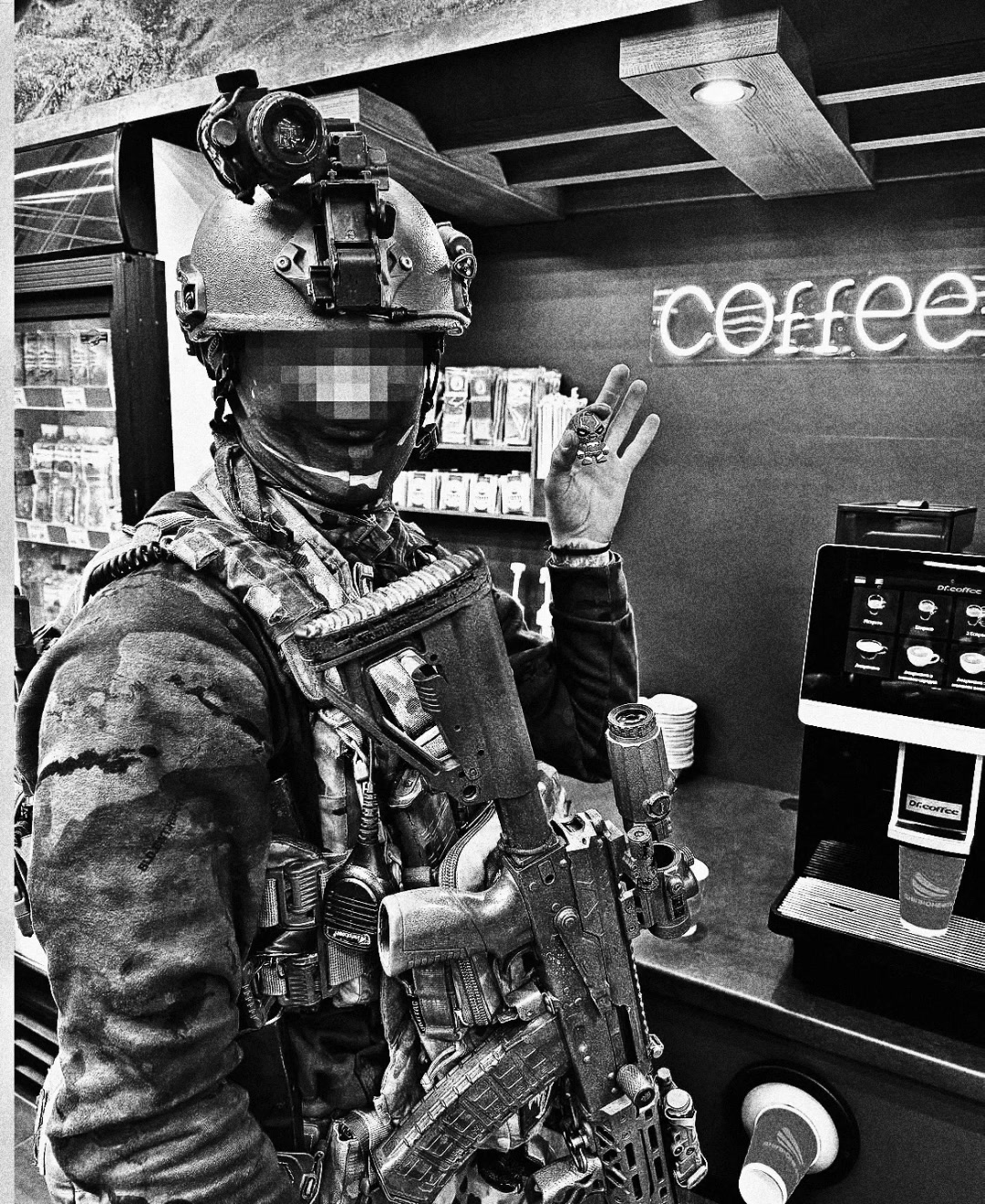 @SPECIAL FORCES