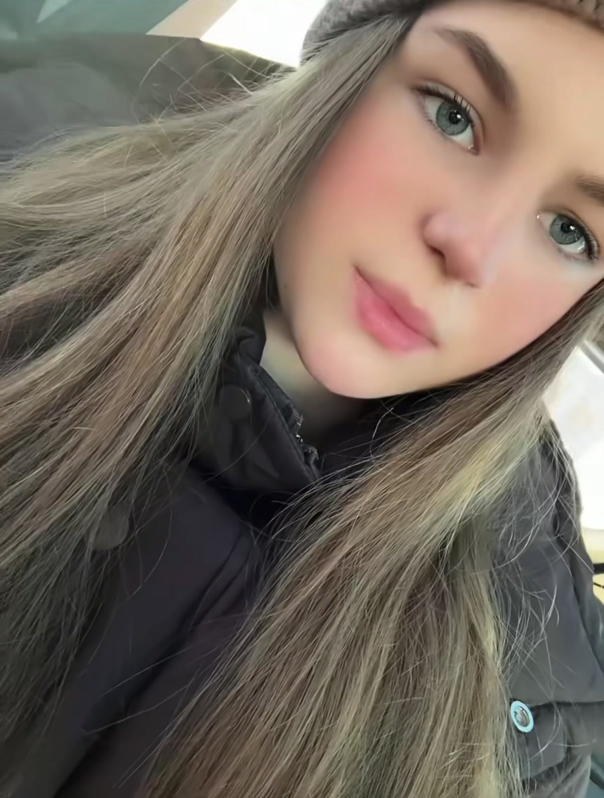 @𝐚𝐧𝐠𝐰𝐢𝐥𝐥𝐲