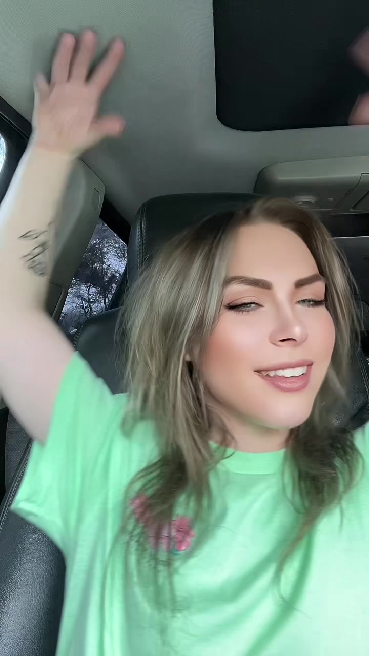 @breannaestelle