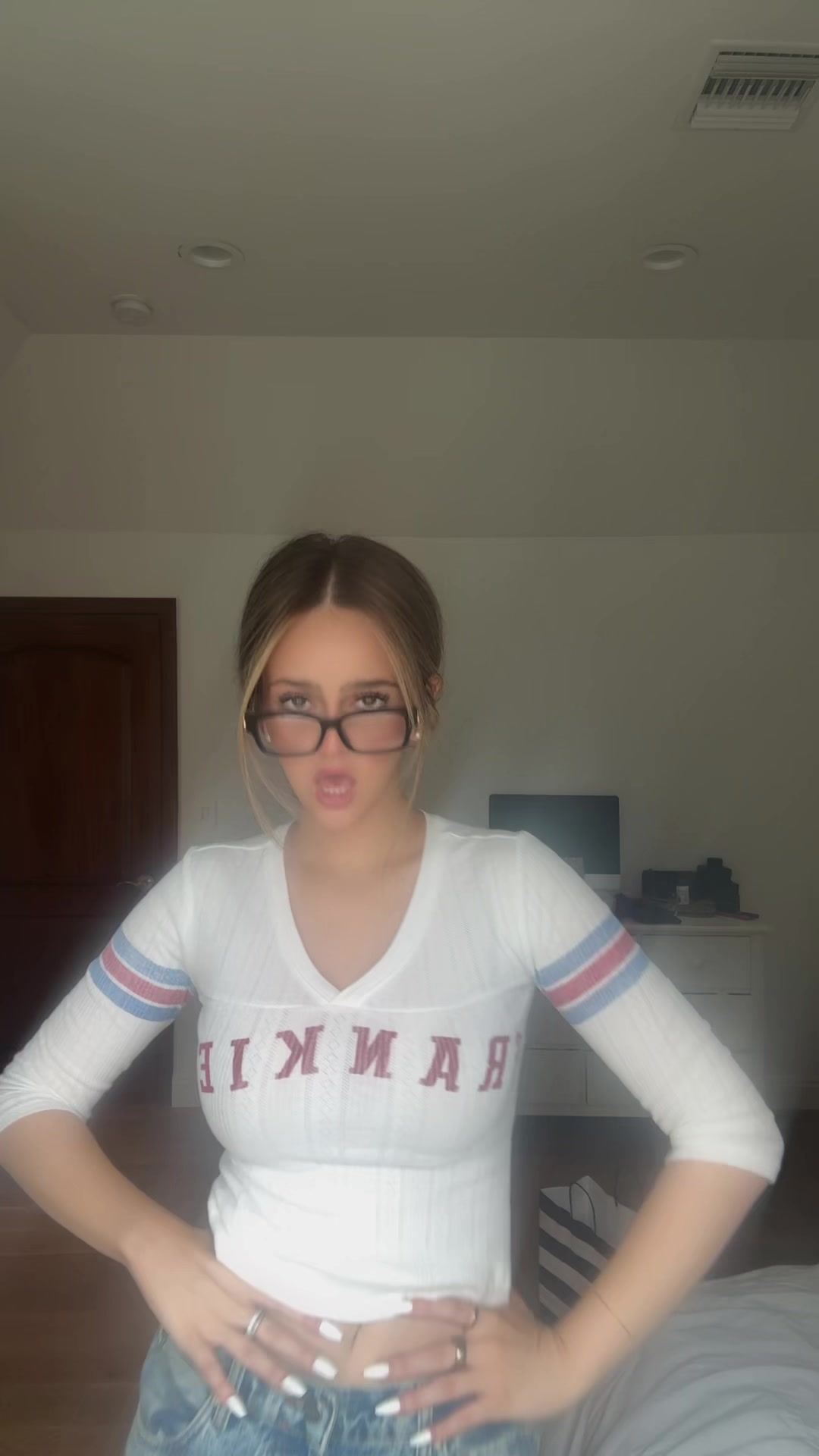 @Luuuuunie 🍵🪽💖🥂