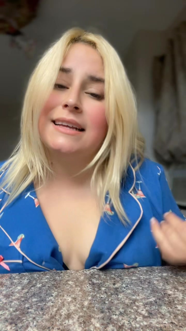 @Chexybby