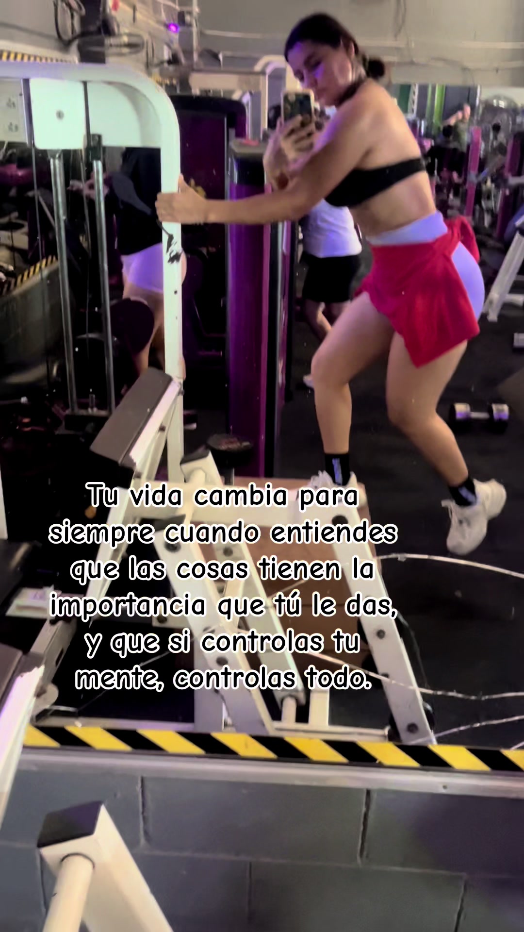 @SELENA RUIZ