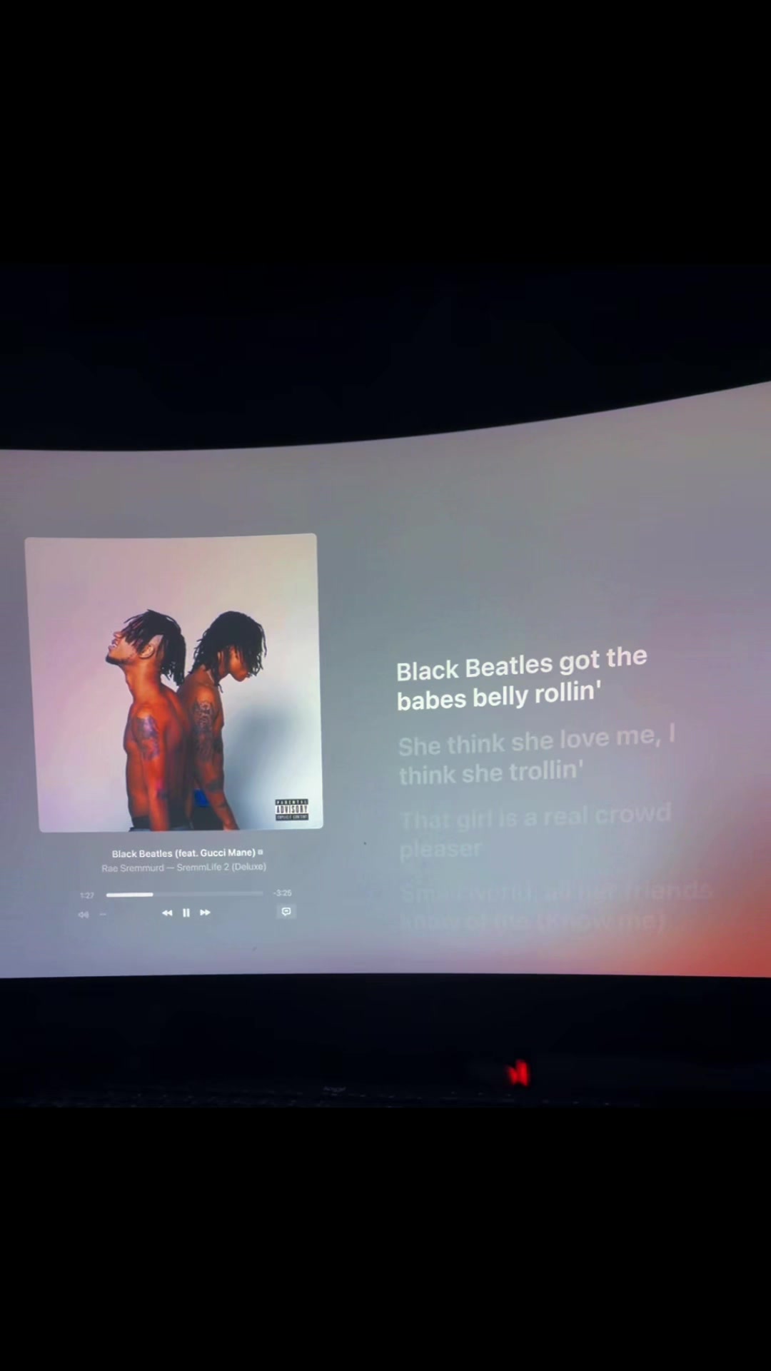 @𝔩𝔶𝔯𝔦𝔵𝔠𝔰__🎧