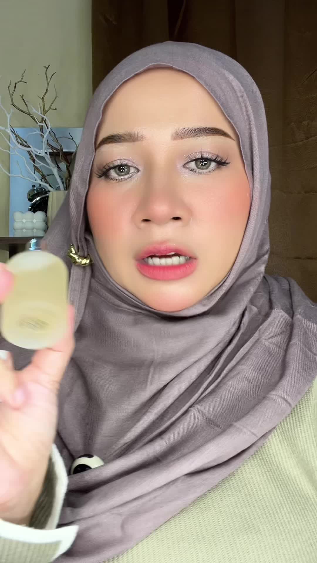 @Anis Yunia Akbar (AYA)