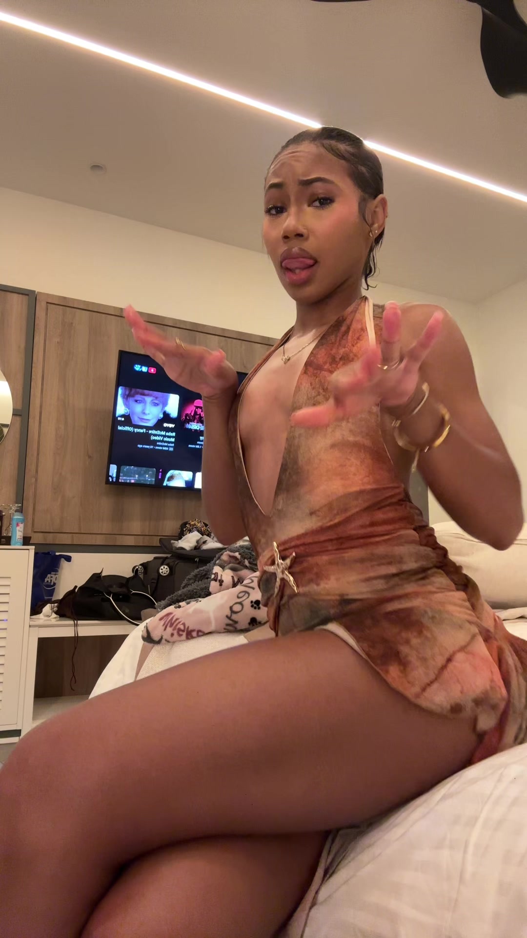 @ahjiboo 💋