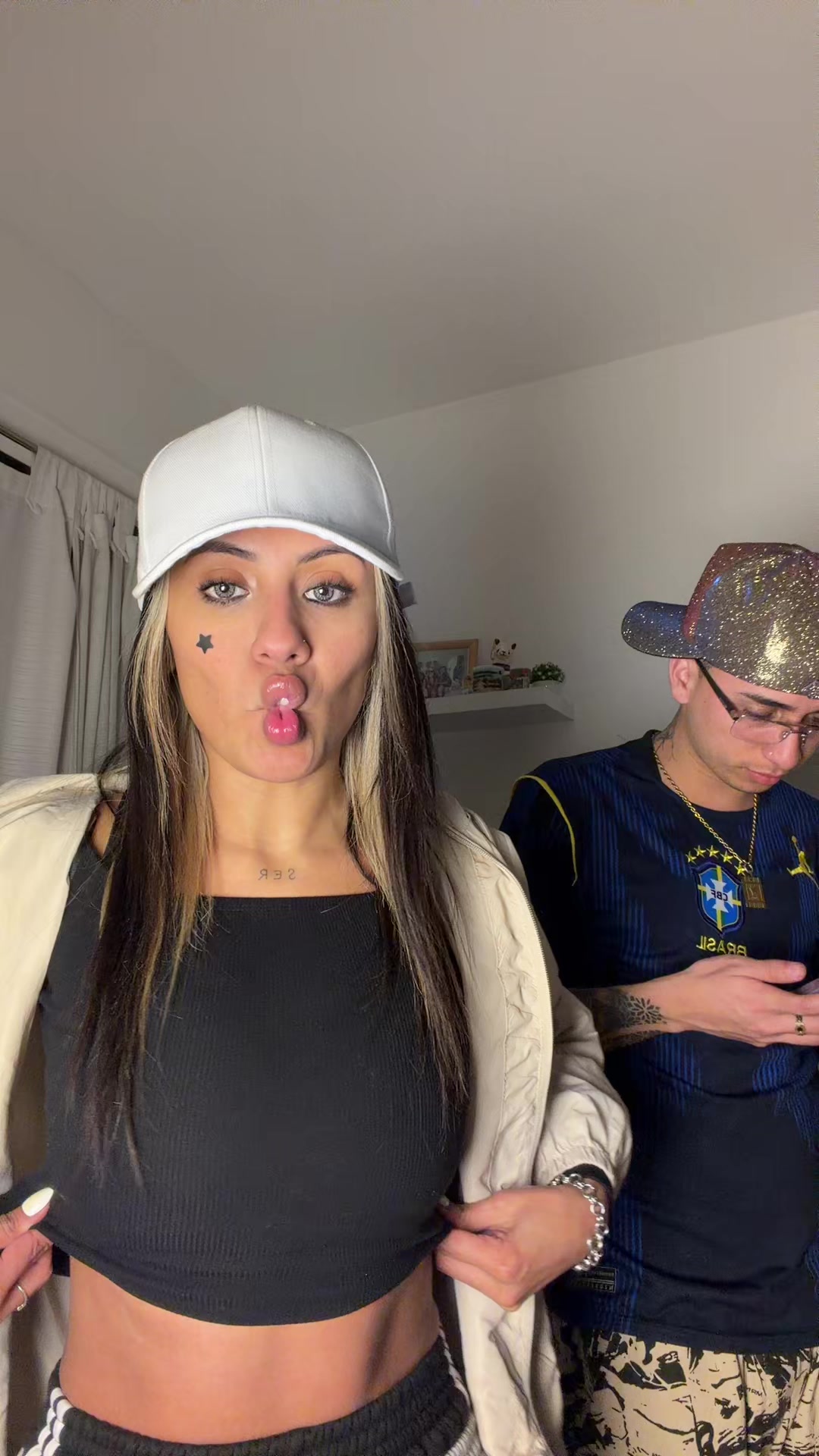 @micacastanedaa