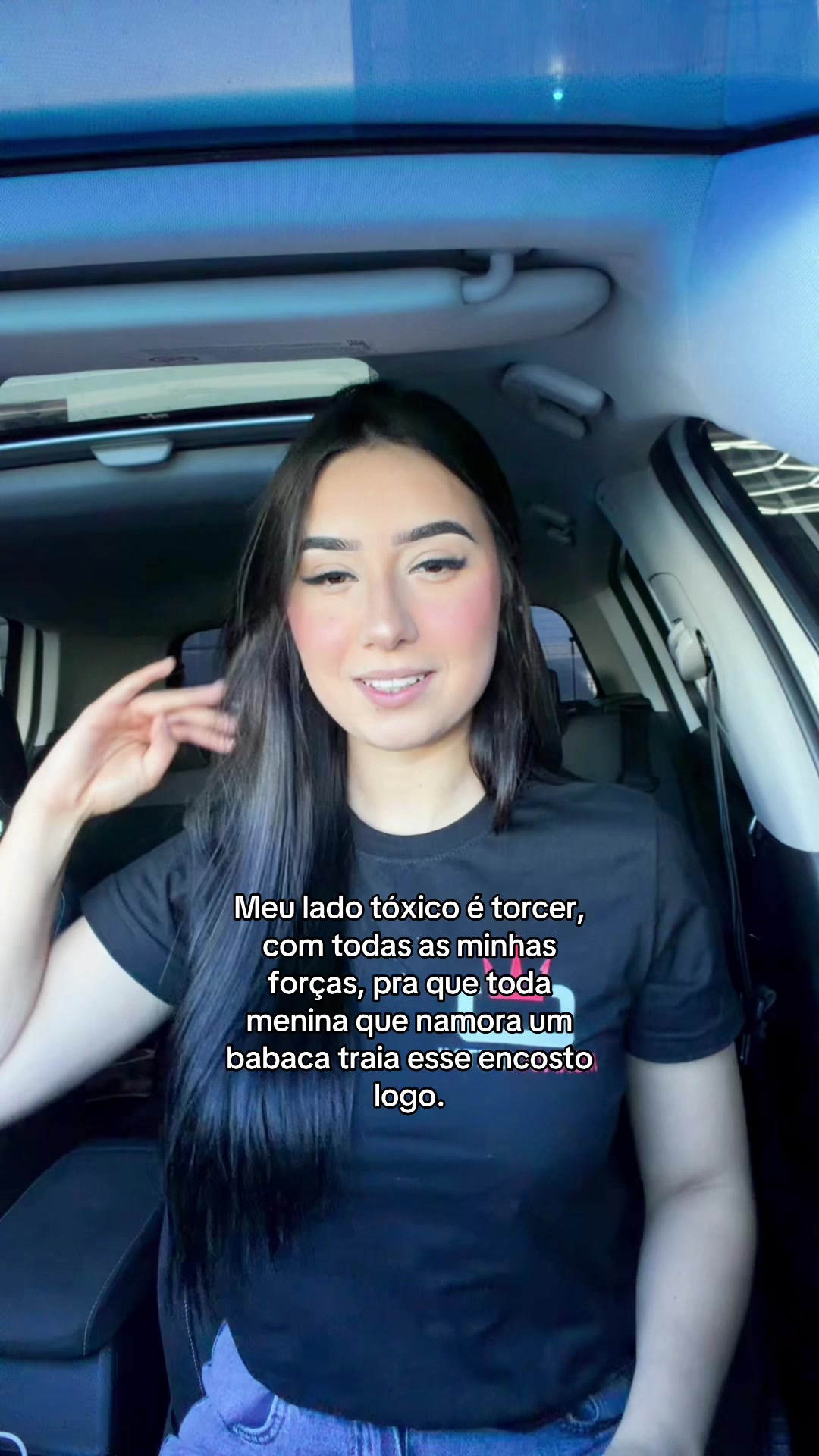 @Camilly Vitoria
