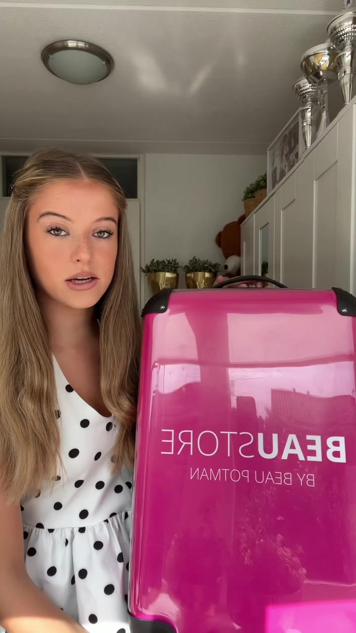 @𝐓𝐞𝐬𝐬𝐚