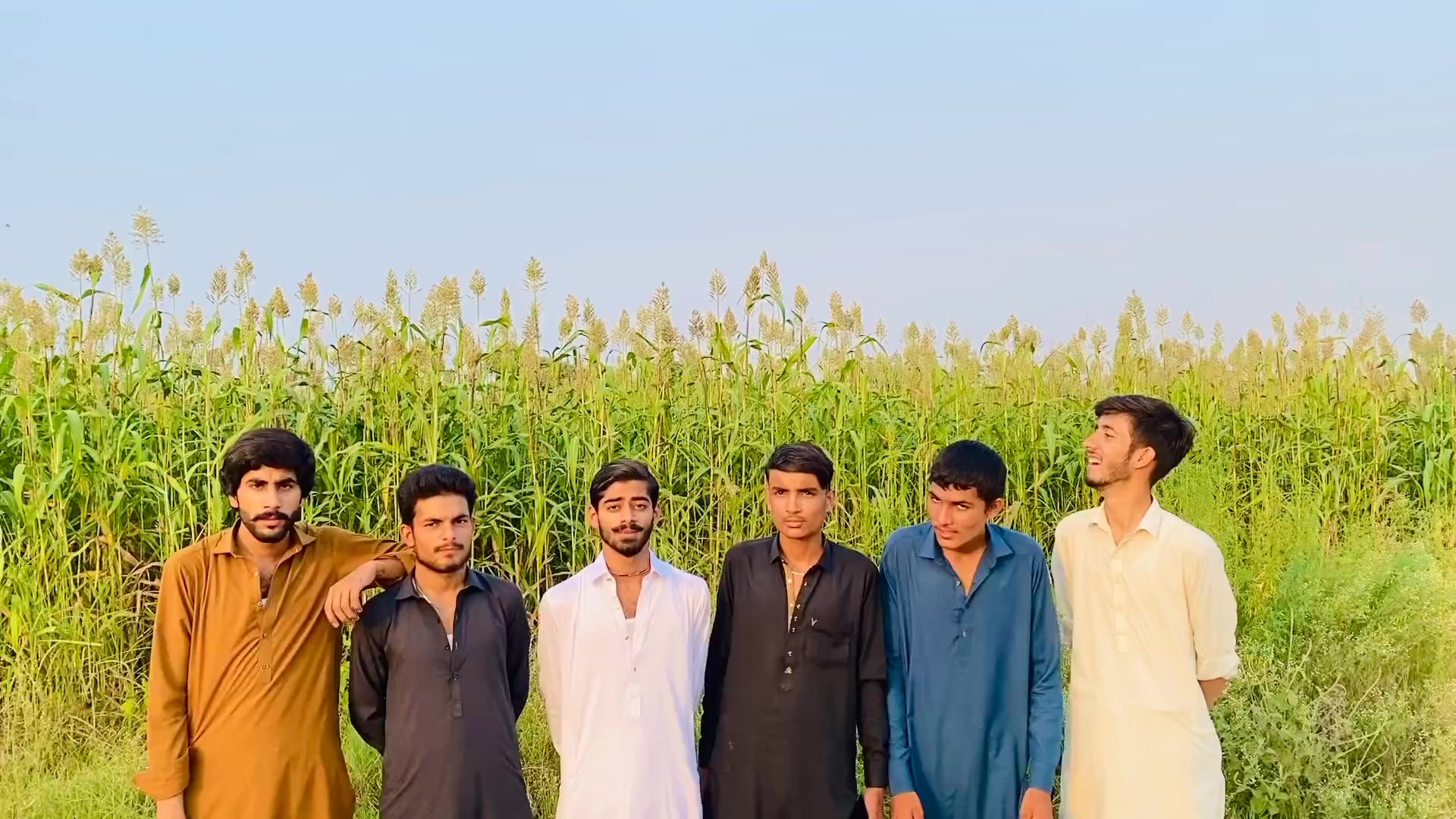 @🦅برینڈSHERU👊🏻