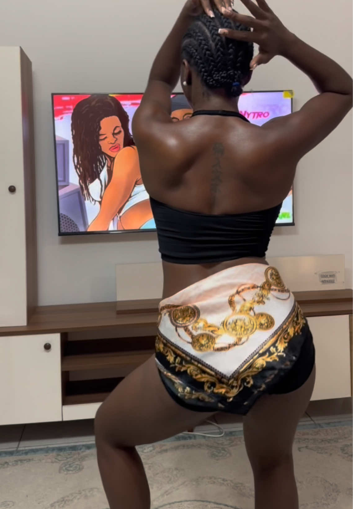 @Ashley_okili🇬🇦