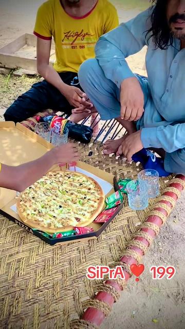 @😎MhaR Sadaqat SiPrA 😎