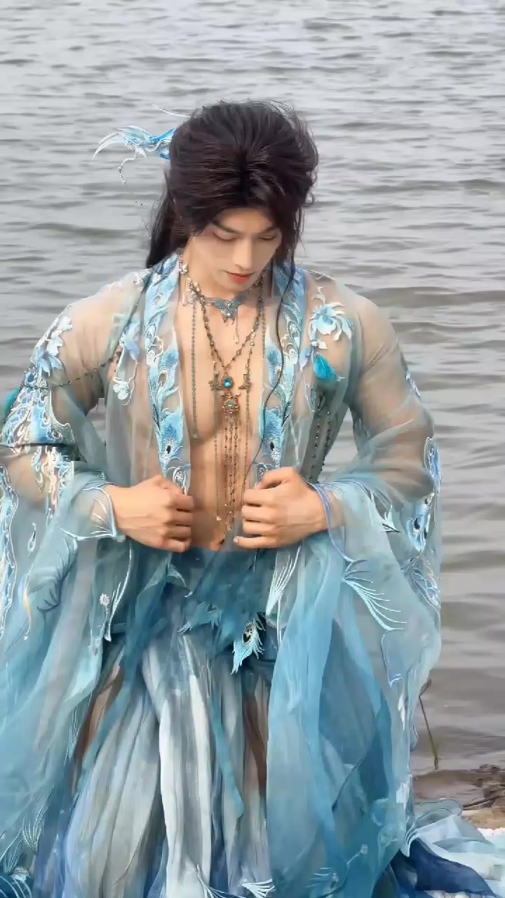 @*.*