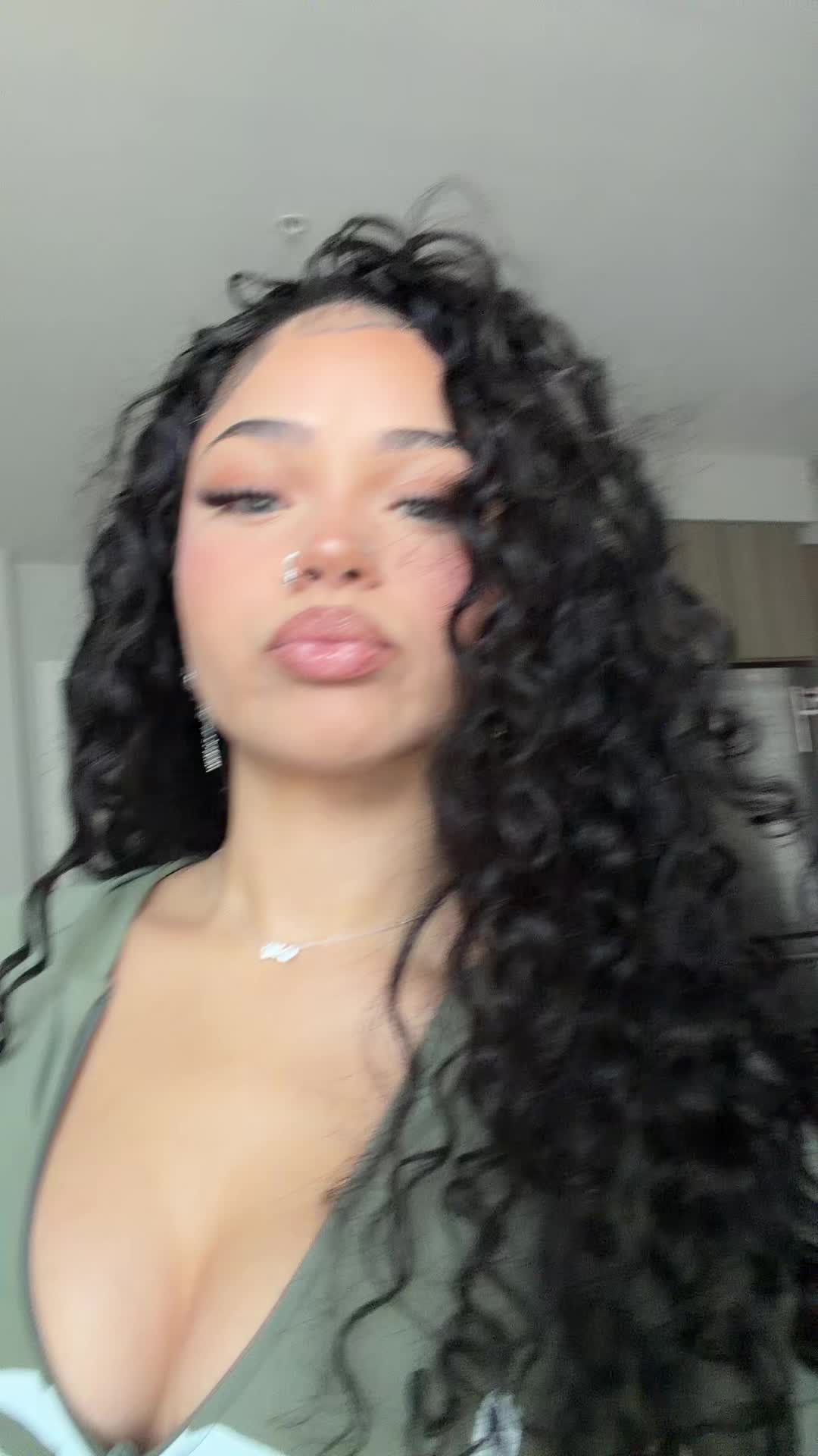 @kat<3