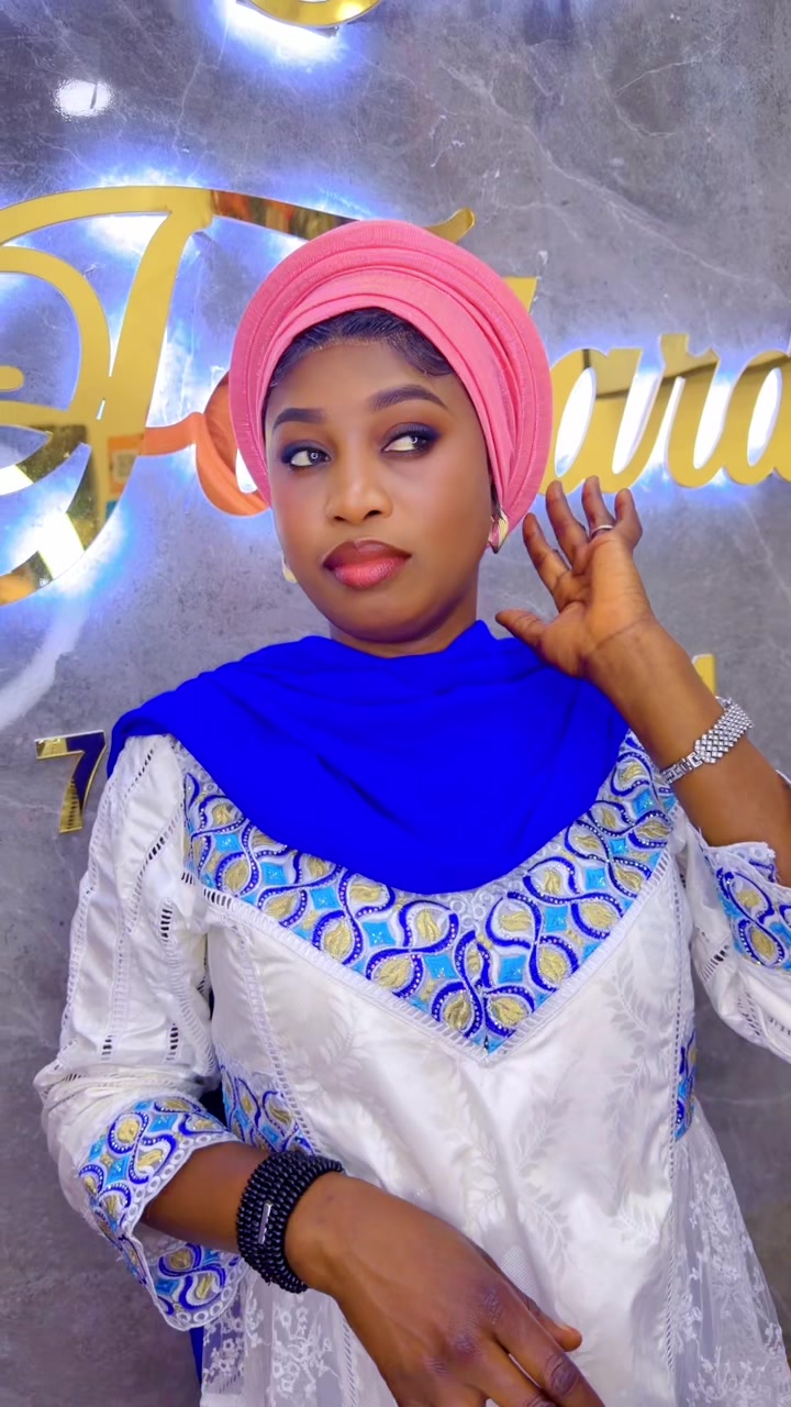@Awa Foulard