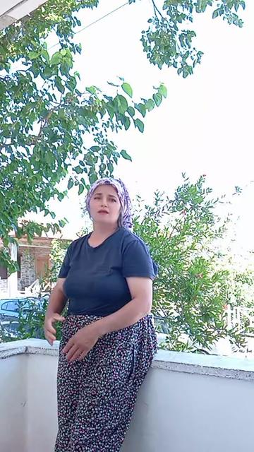 @32Y&ouml;r&uuml;k kızı Mercan G&uuml;l32