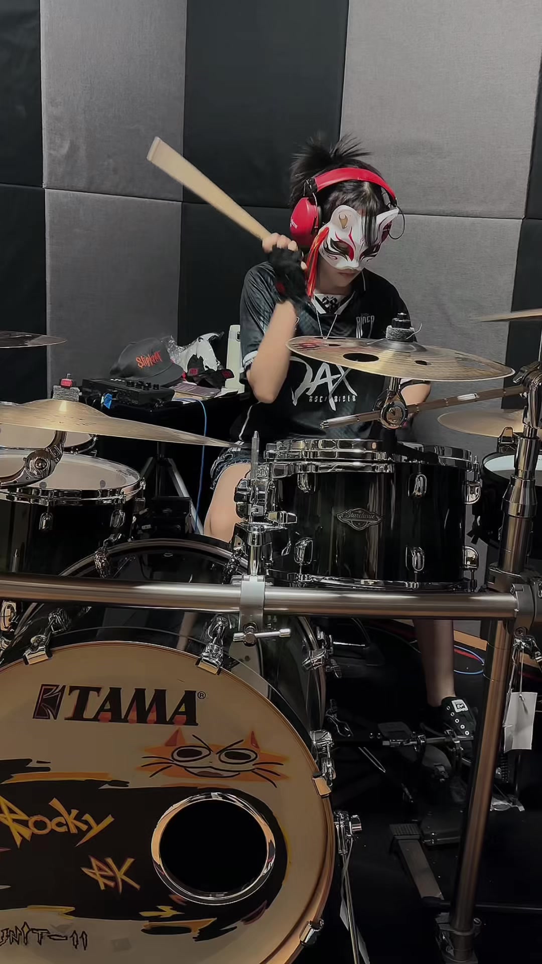 @RockyRk